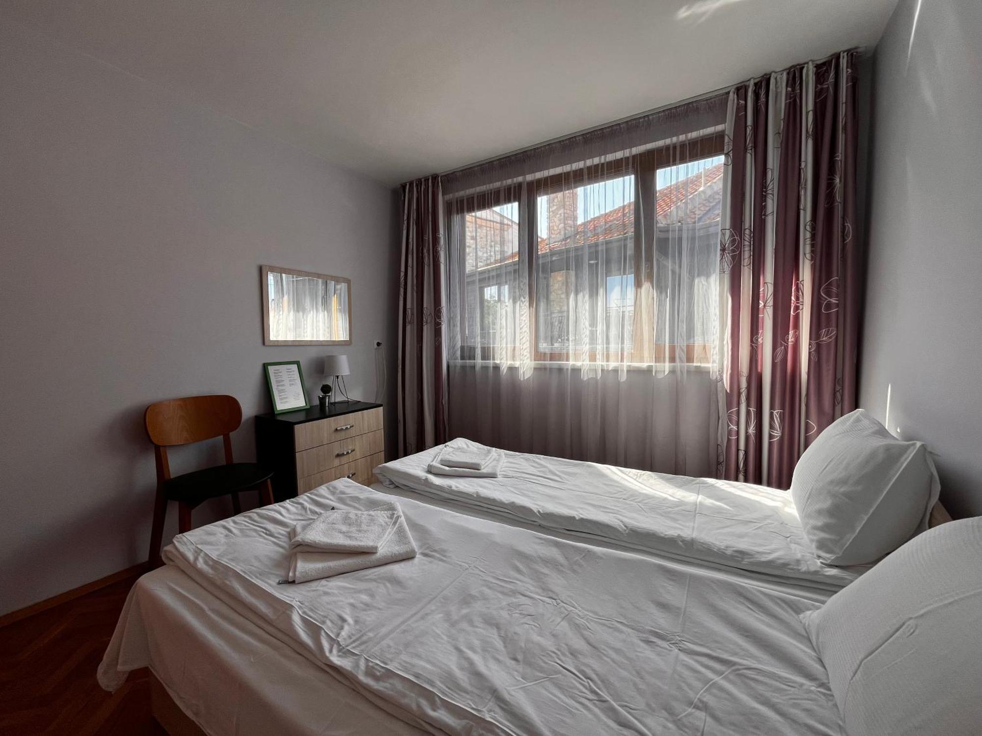 Guest House Lilly Νεσέμπαρ Εξωτερικό φωτογραφία